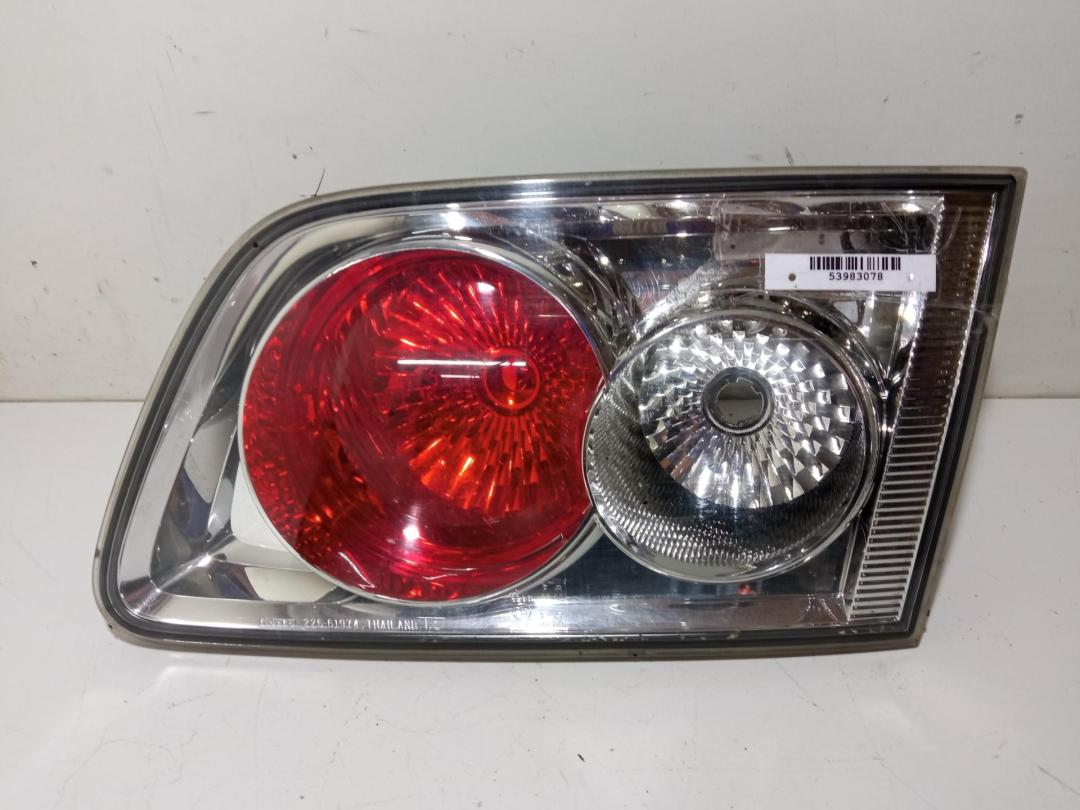фонарь крышки багажника правый Mazda 6 GG/GY 2005, 2.0 л., бензин, МКПП, серый, универсал, GJ5A-51-3F0B