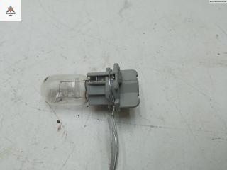 Патрон лампы фонаря Toyota Yaris P1 2000, 1.3 л., бензин, МКПП, серый, хетчбэк 5 дв.