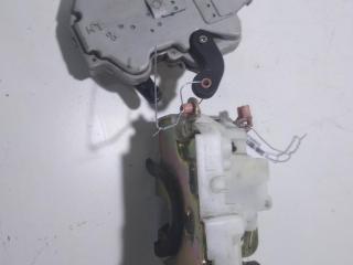 замок двери передней левой Nissan Primera P11 1998, 2.0 л., бензин, МКПП, красный, седан