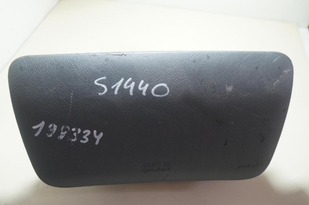 подушка безопасности пассажира Mitsubishi Space Star 1999, 1.8 л., бензин, МКПП, красный, минивэн