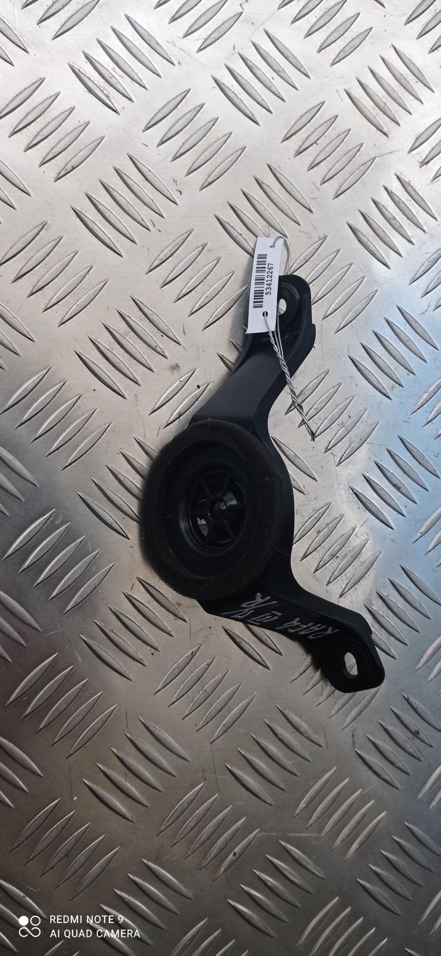 динамик двери Toyota RAV4 XA30 2006, 2.2 л., дизель, МКПП, чёрный, внедорожник 5 дв., 86160-42120