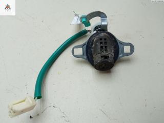 Личинка замка багажника Mazda MPV LW [рестайлинг] 2004, 2.0 л., дизель, МКПП, серый, минивэн