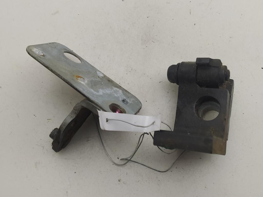 петля двери SEAT Toledo 3 поколение 2004, чёрный, хетчбэк 5 дв., 5P0833401C - фото №1