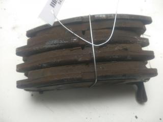 Колодки тормозные задние Mitsubishi Galant 8 поколение 1997, 2.0 л., бензин, АКПП, серый, универсал