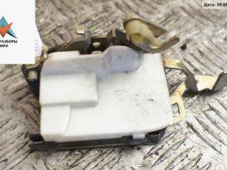 замок двери передней левой Peugeot Boxer 2 поколение 1994, 2.5 л., дизель, МКПП, красный, микроавтобус