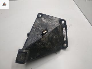 кронштейн двигателя Audi A6 4B/C5 [рестайлинг] 2003, 2.5 л., дизель, АКПП, серый, универсал, 4B0199307F