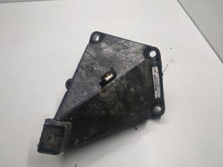 кронштейн двигателя Audi A6 4B/C5 [рестайлинг] 2003, 2.5 л., дизель, АКПП, серый, универсал, 4B0199307F