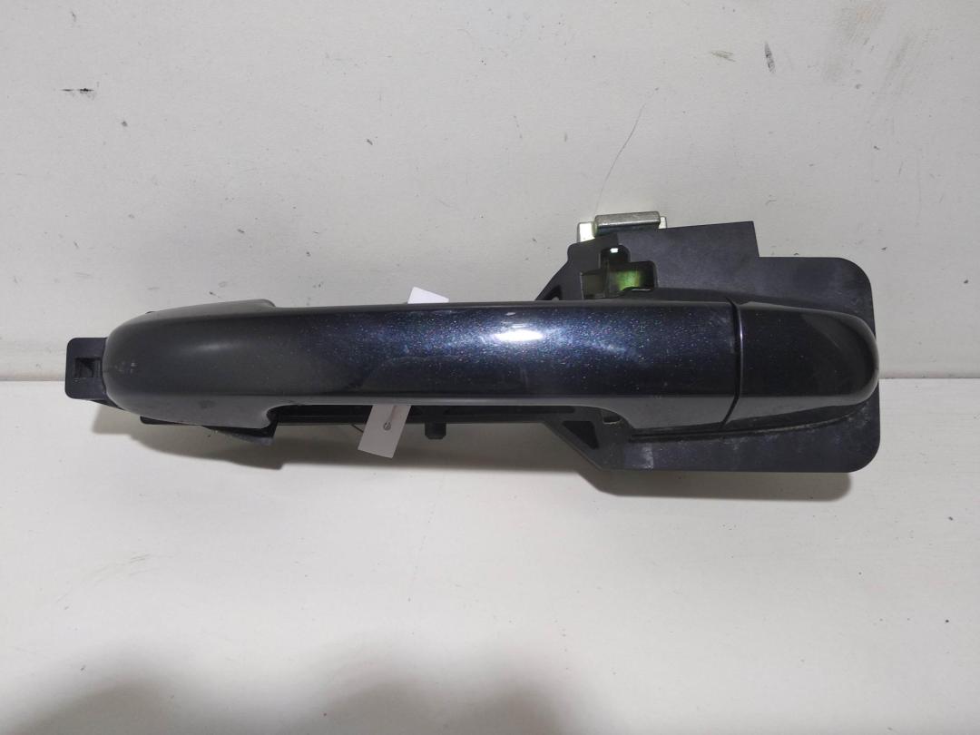 ручка наружная передняя левая Hyundai i30 2010, 1.6 л., дизель, МКПП, чёрный, хетчбэк 5 дв., 826511H010, 826551H000