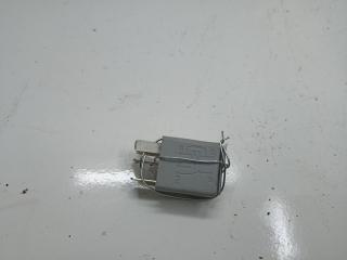 реле (прочие) Opel Zafira B 2005, 2.2 л., бензин, МКПП, синий, минивэн, 13100504