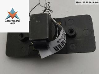 замок бардачка Hyundai Galloper 2 поколение 2001, 2.5 л., дизель, МКПП, синий, внедорожник 5 дв.