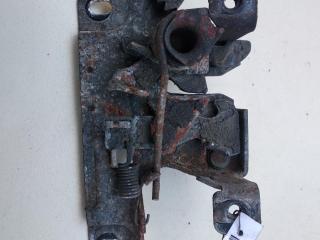 замок капота Skoda Fabia 1 поколение (6Y) 2000, 1.4 л., бензин, МКПП, синий, хетчбэк 5 дв., 6Y0823509F