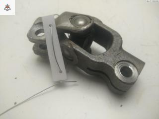 рулевой карданчик Toyota Yaris Verso 2001, 1.3 л., бензин, АКПП, красный, минивэн