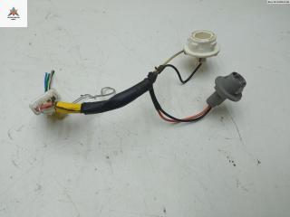 Патрон лампы фонаря Kia Carens RS/FJ) 2005, 2.0 л., бензин, АКПП, серый, минивэн