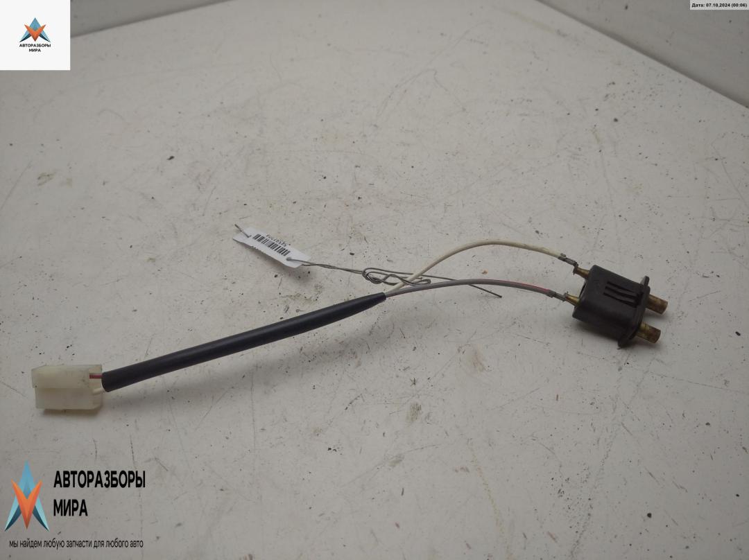 выключатель концевой (концевик) Mercedes-Benz Vito-1 W638 2001, 2.2 л., дизель, АКПП, серый, микроавтобус, 9018200254 - фото №1