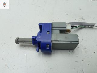 Датчик включения заднего хода (лягушка) Mazda 6 GG [рестайлинг] 2006, 2.0 л., дизель, МКПП, красный, универсал