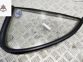 форточка задняя правая Nissan Micra 2 поколение (K11) 1999, 1.0 л., бензин, МКПП, красный, хетчбэк 5 дв.