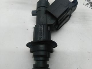 форсунка Volkswagen Polo 4 поколение 2001, 1.4 л., бензин, МКПП, чёрный, хетчбэк 3 дв., 030906031J