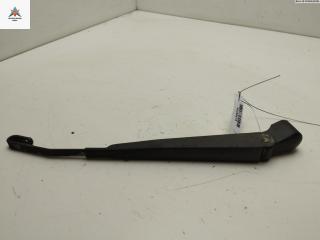 Щеткодержатель (поводок стеклоочистителя) задний Mitsubishi Galant 8 поколение 1997, 2.0 л., бензин, АКПП, серый, универсал