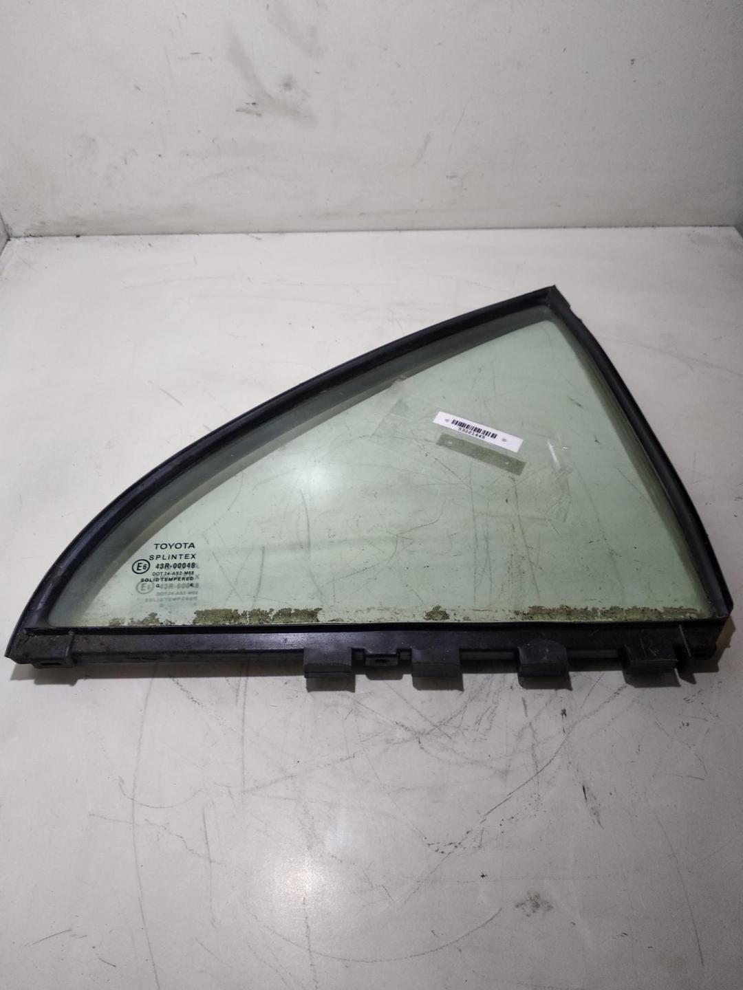 форточка задняя правая Toyota Avensis 2004, 1.8 л., бензин, МКПП, чёрный, седан