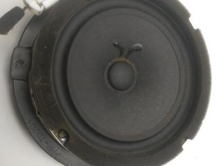 динамик двери Hyundai Santa Fe 2 поколение (CM) 2006, 2.2 л., дизель, МКПП, чёрный, внедорожник 5 дв.