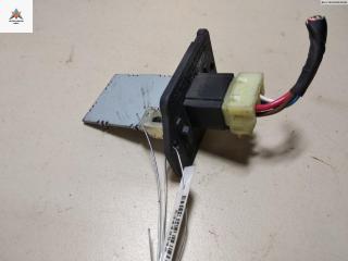 сопротивление печки Kia Venga 1 поколение 2011, 1.4 л., дизель, МКПП, белый, хетчбэк 5 дв., 971283K000