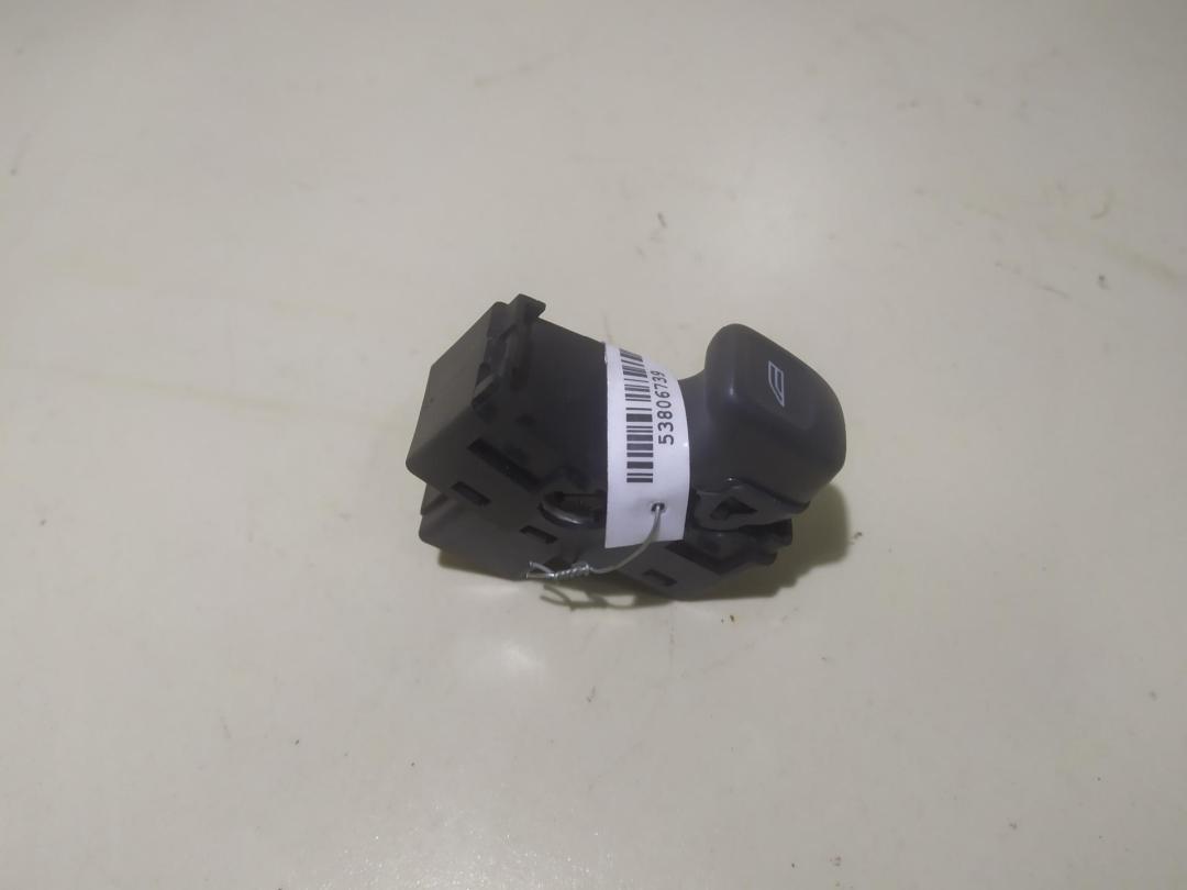 кнопка стеклоподъемника заднего правого Volvo S60 2002, 2.4 л., бензин, МКПП, серый, седан