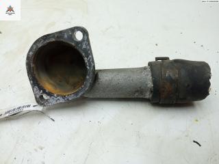 фланец (тройник) системы охлаждения Hyundai Coupe 2002-2007 2003, 2.0 л., бензин, МКПП, красный, купе