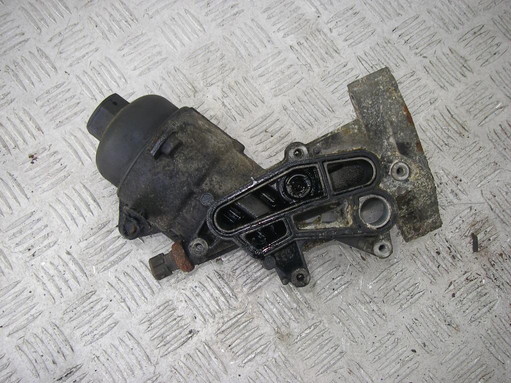 корпус масляного фильтра Land Rover Range Rover 2006, 3.0 л., дизель, АКПП, внедорожник 5 дв., 2247890