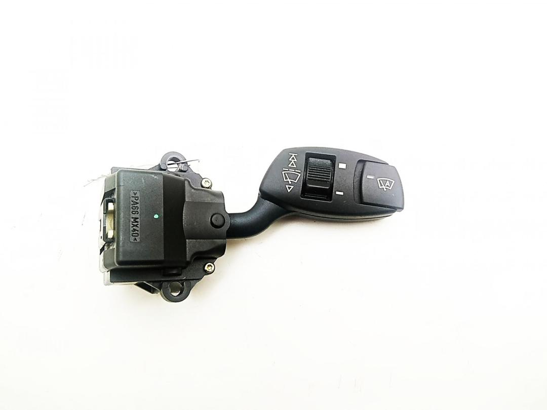 переключатель дворников BMW 5 E60/E61 2003, 2.2 л., бензин, МКПП, серый, седан, 6924106