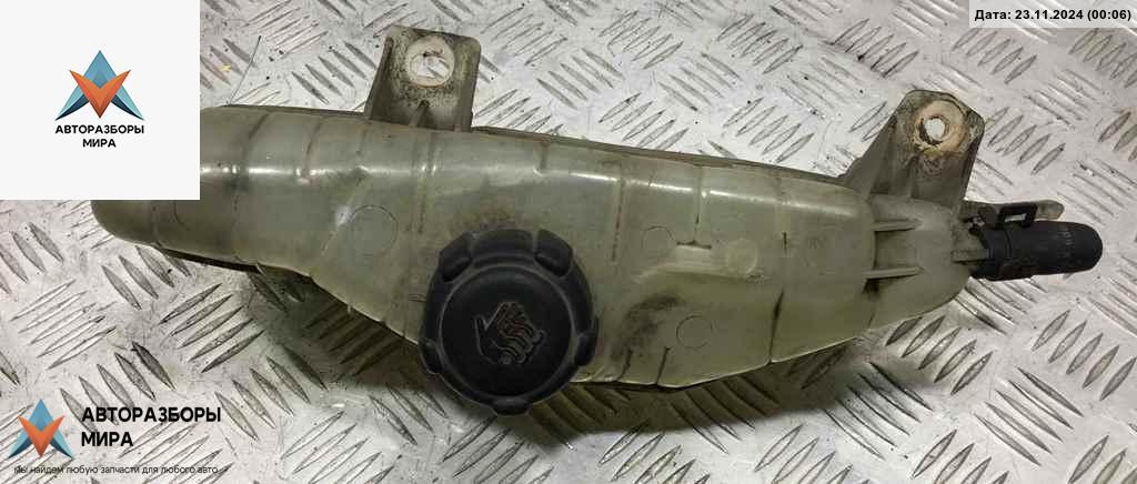 бачок расширительный Nissan Micra 3 поколение (K12) 2004, 1.2 л., бензин, 21710AX600 - фото №1