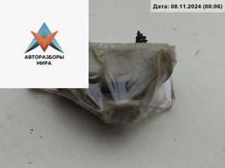 Крепление (крючок) солнцезащитного козырька Audi 80 8A/B3 1990, 1.8 л., бензин, МКПП, синий, седан, 443857562A