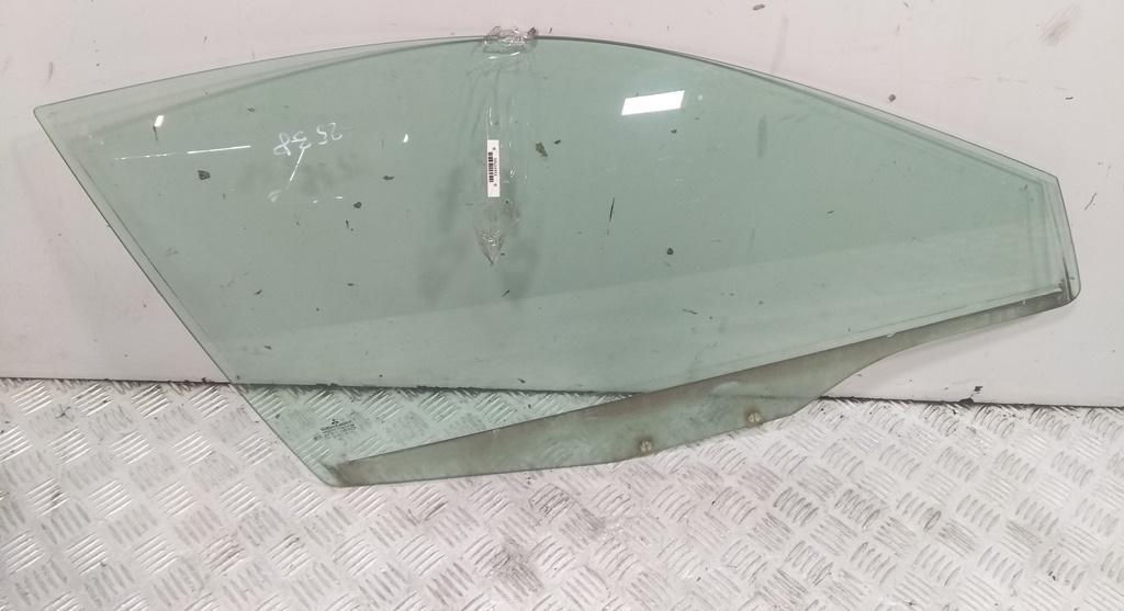стекло двери передней правой Mitsubishi Carisma 1 поколение 1997, 1.6 л., бензин, МКПП, синий, хетчбэк 5 дв. - фото №1