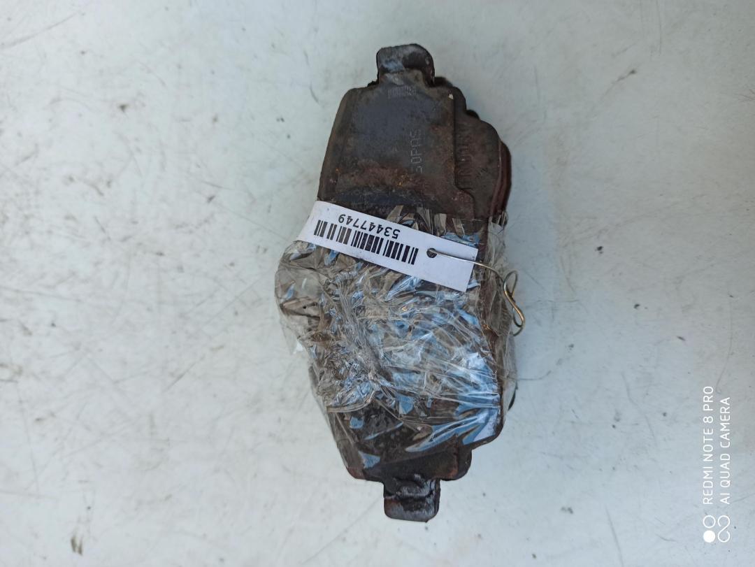 Колодки тормозные передние Mercedes-Benz Vaneo W414 2002, 1.9 л., бензин, МКПП, серый, минивэн