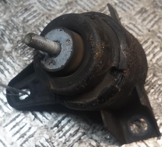подушка крепления КПП Ford Mondeo II 1996, 1.8 л., бензин, МКПП, серый, универсал, 97BB6038DA