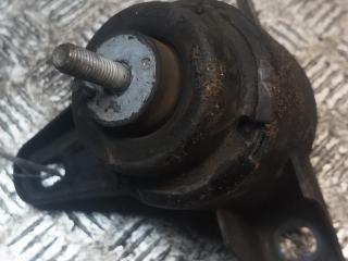 подушка крепления КПП Ford Mondeo II 1996, 1.8 л., бензин, МКПП, серый, универсал, 97BB6038DA
