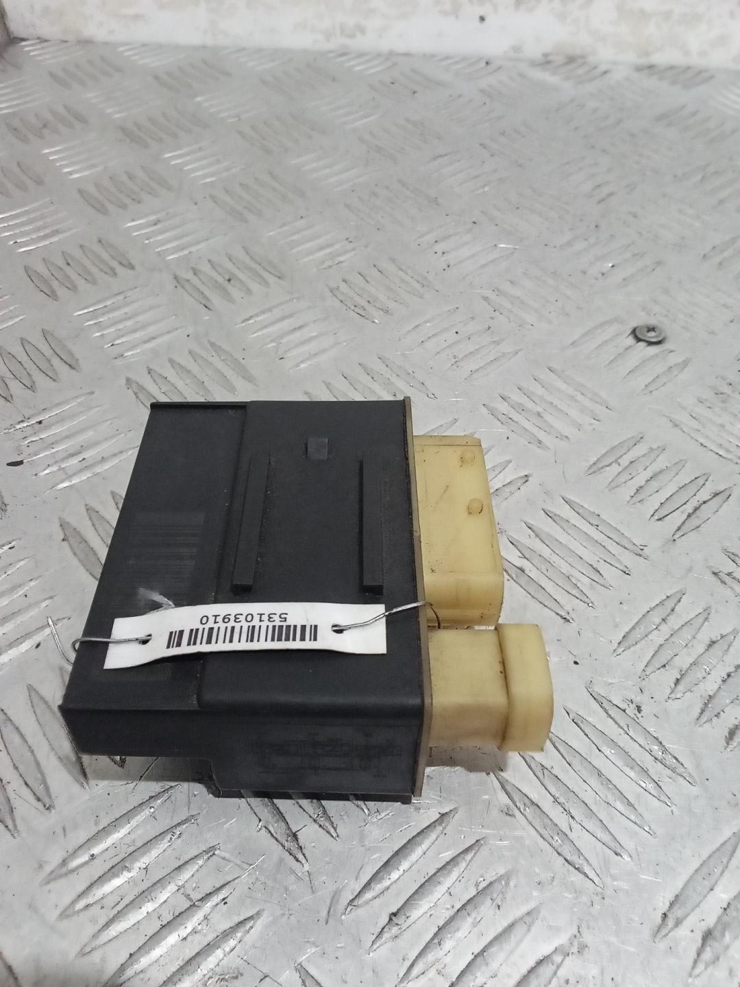 реле накала свечей Peugeot 3008 2010, 1.6 л., дизель, МКПП, красный, внедорожник 5 дв., 9662570880