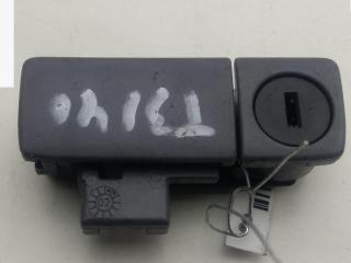 замок бардачка Nissan Primera P12 2002, 2.0 л., бензин, МКПП, серый, универсал