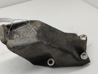 кронштейн двигателя Audi A4 B5 1995, 1.6 л., бензин, МКПП, красный, седан, 8D0199307L