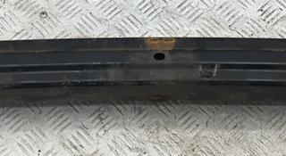 усилитель бампера переднего Mazda Tribute 1 поколение 2002, 2.0 л., бензин, МКПП, серый, внедорожник 5 дв., E11050070B