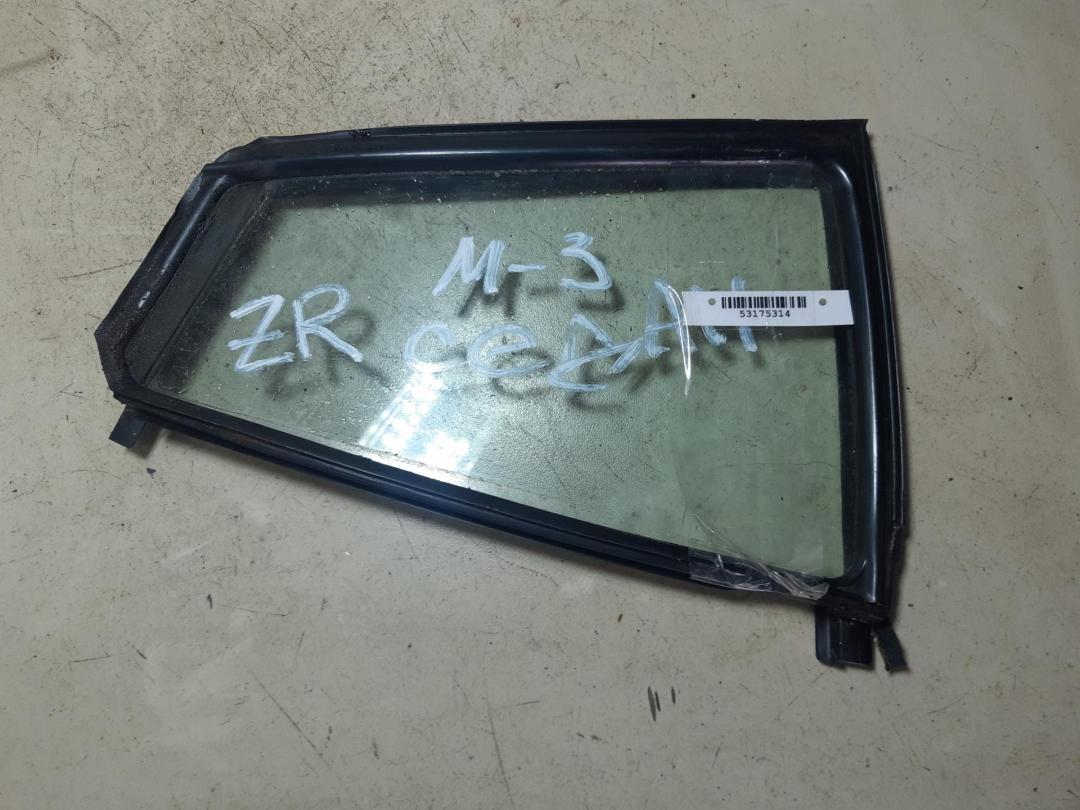 форточка задняя правая Mazda 3 BK 2004, 2.0 л., бензин, МКПП, серый, седан, BN8V-72-661A