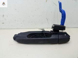 ручка наружная задняя левая Toyota Yaris XP9 [рестайлинг] 2009, 1.0 л., бензин, МКПП, красный, хетчбэк 5 дв., 69211-0D070, 69204-0D030