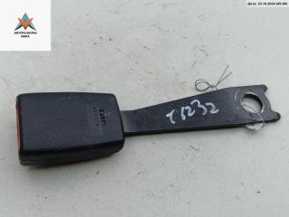 замок ремня безопасности Toyota Corolla 9 поколение (E120/E130) 2002, 1.6 л., бензин, МКПП, чёрный, хетчбэк 3 дв.