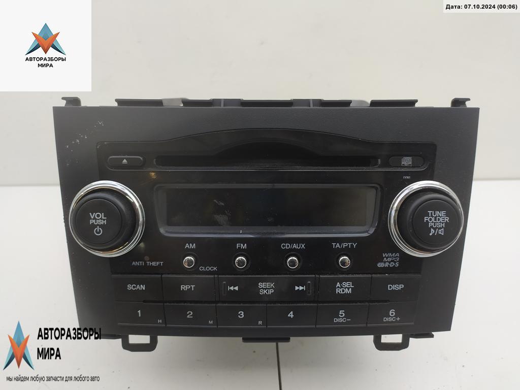 магнитола Honda CR-V 3 поколение 2007, 2.2 л., дизель, МКПП, серый, внедорожник 5 дв., 39100-SWA-G101-M1 - фото №1
