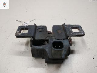 замок капота Land Rover Discovery 3 поколение 2006, 2.7 л., дизель, АКПП, красный, внедорожник 5 дв.