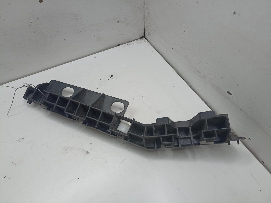 кронштейн переднего бампера Opel Antara 2012, 2.2 л., дизель, МКПП, белый, внедорожник 5 дв., 20918966