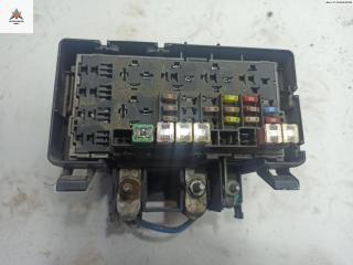 блок предохранителей Ford Transit 7 поколение 2007, 2.2 л., дизель, МКПП, красный, микроавтобус, 6C1T14A067A