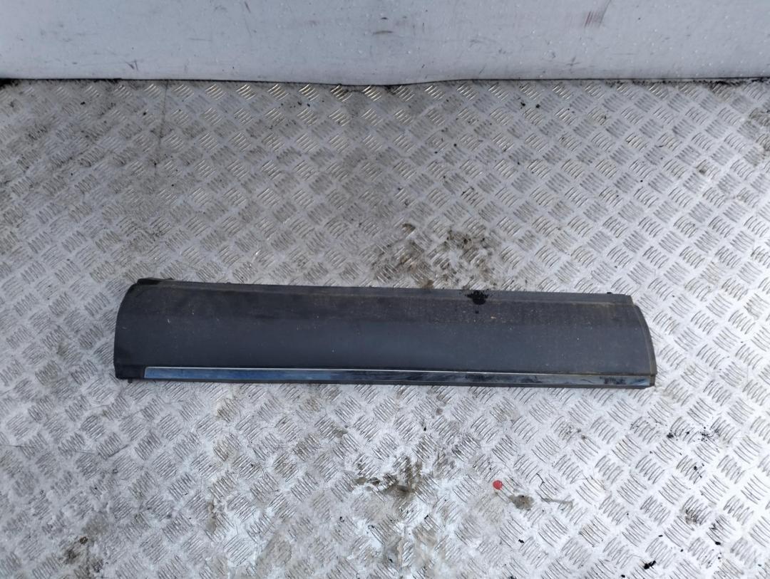 Накладка на порог наружная левая Citroen C5 2004, серый, универсал, 9650233477
