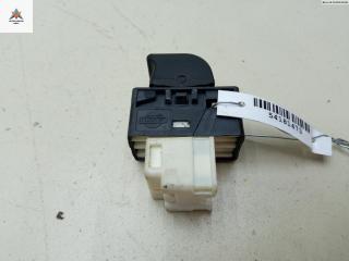 кнопка стеклоподъемника заднего правого Nissan Pathfinder R50 1997, 3.3 л., бензин, АКПП, красный, внедорожник 5 дв.