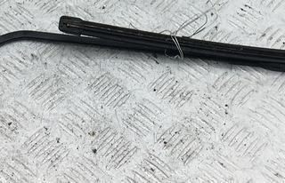 Щеткодержатель (поводок стеклоочистителя) задний Opel Insignia 1 поколение (A) 2010, 2.0 л., дизель, МКПП, серый, хетчбэк 5 дв., 13227421