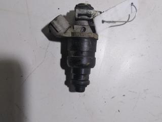 форсунка Mitsubishi Colt 6 поколение (Z20/Z30) 2006, 1.1 л., бензин, МКПП, красный, хетчбэк 5 дв., MR988977